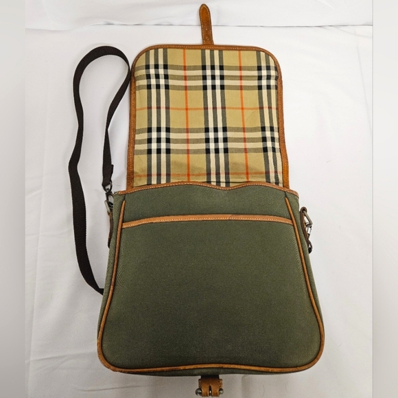 Burberry Vintage Canvas and Leather Nova Check Messenger Bag in Green and Brown - Picture 10 of 14